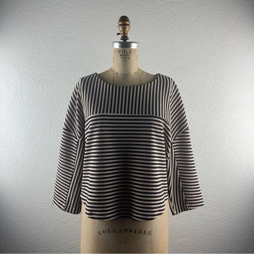 Forty Four Fifty l S Black Cream Boxy Contrast Striped Dolman Sleeve Cropped Top